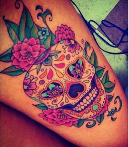 Pretty skulls tatoo