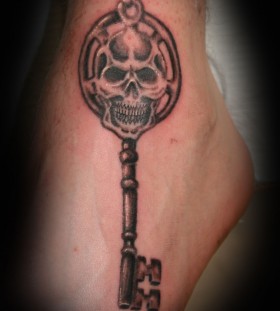 skeleton-key-tattoo-on-foot