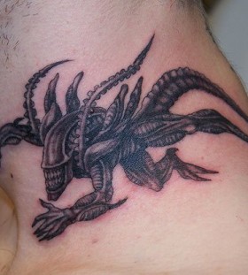 stylish alien tatto