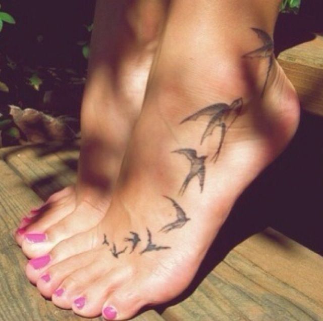 Awesome birds foot tattoo