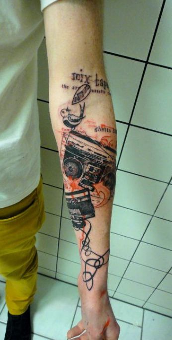 Black camera tattoo by Xoil