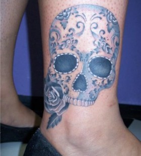 Blue skulls ornaments tattoo