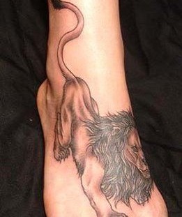 Cool realistic lion tattoo on leg