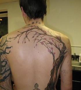 Great simple tree tattoo on shoulder