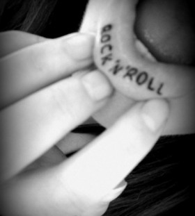 Rock N'Roll lips tattoo