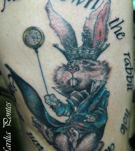 Awesome king tattoo by Marilia Pontes