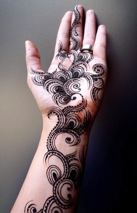 Silver ring and Henna and Mehndi design tattoo