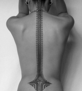 Women's back zip tattoo