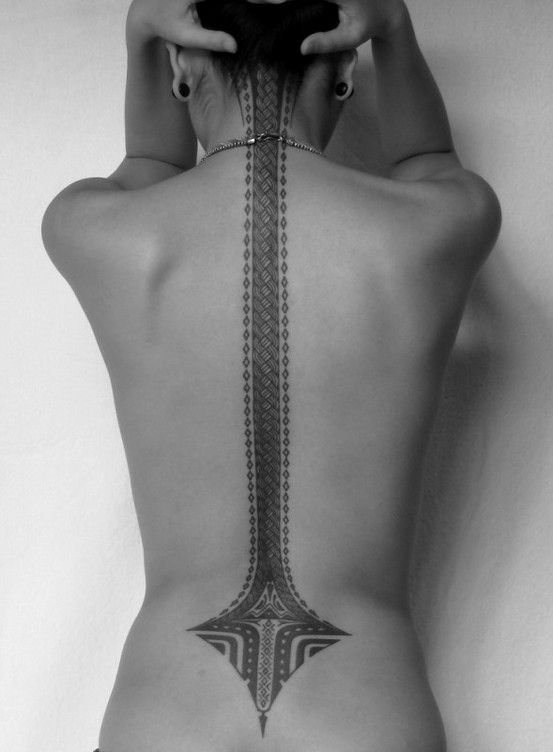 Women’s back zip tattoo
