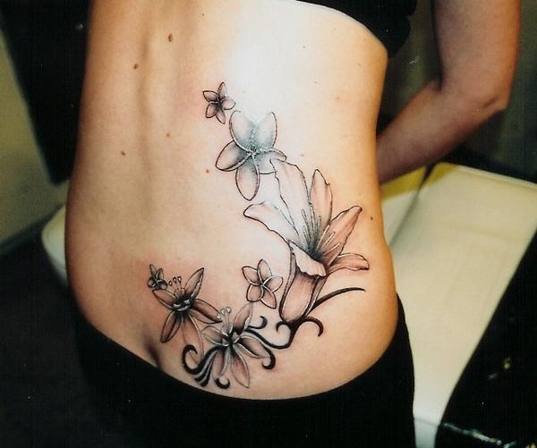 Spraygraphic Flower Tattoo Design