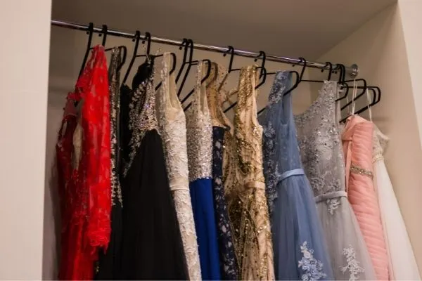 5 Great Ideas To Help You Store Your Evening Wear