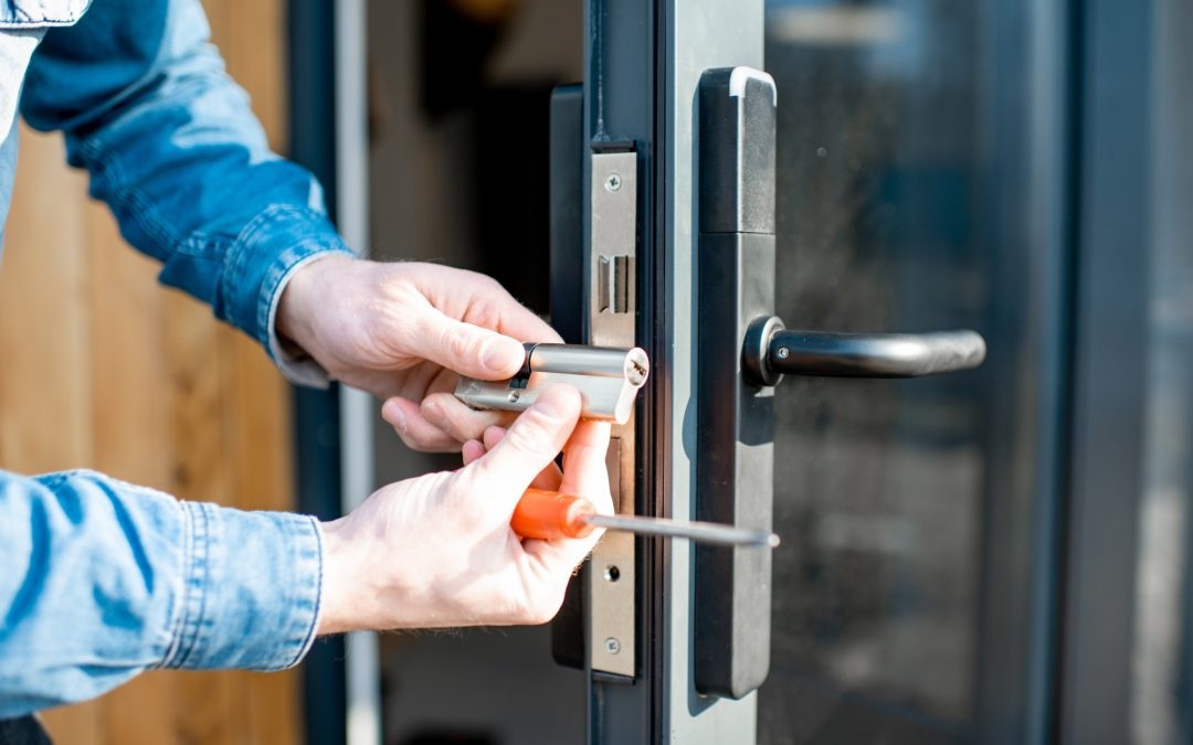 A Complete Guide on Hiring a Locksmith