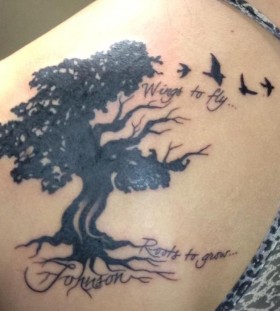 Beautiful oak and birs back tattoo