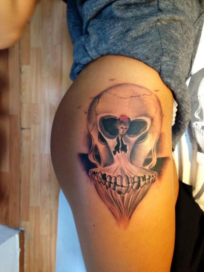 Creative skull tattoo by Razvan Popescu
