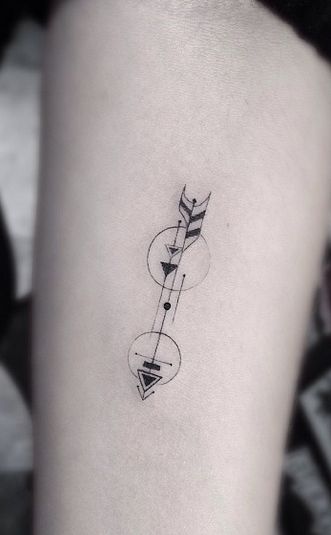 Cute arrow tattoo by Dr Woo