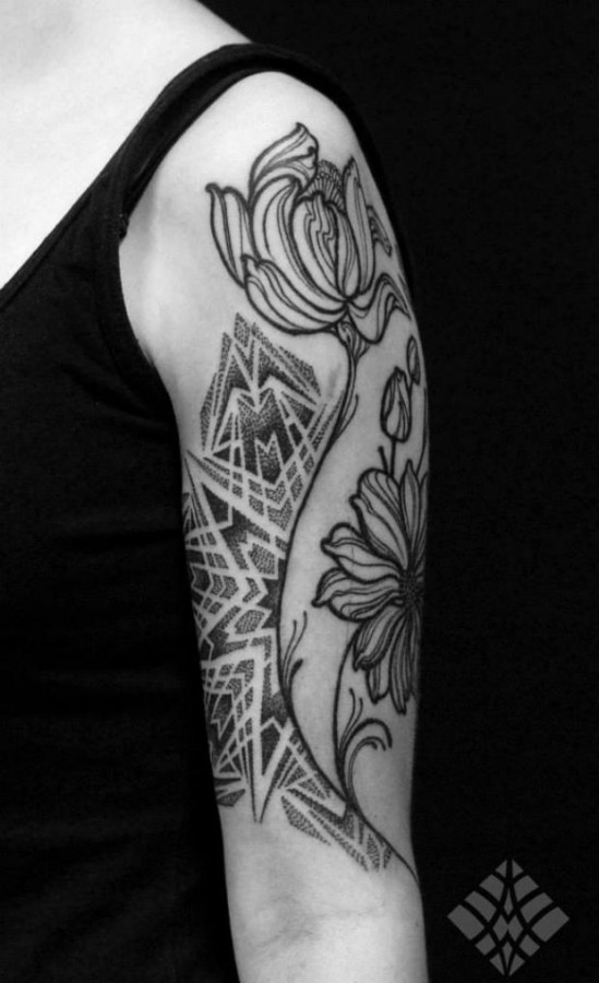 Flowers and geometric shapes tattoo by Brian Gomes