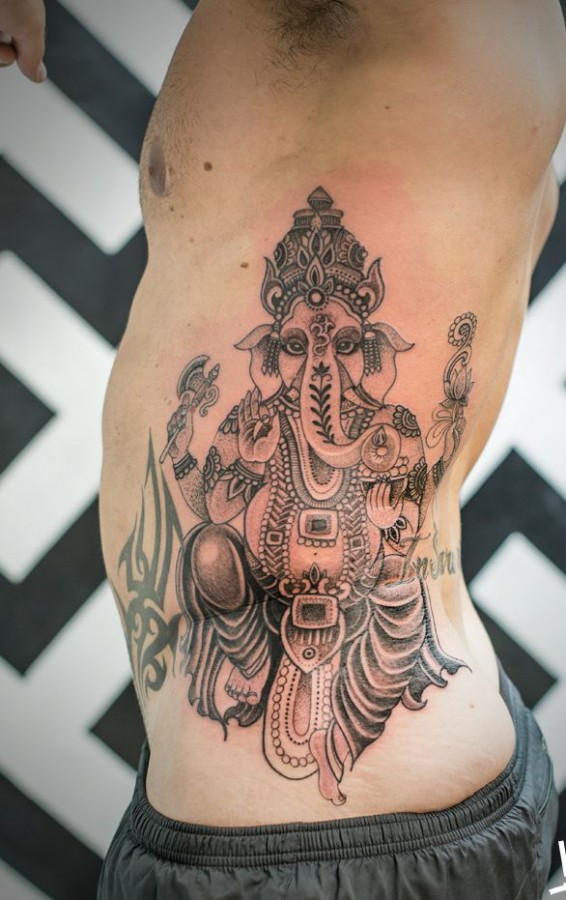Ganesha side tattoo by Pepe Vicio