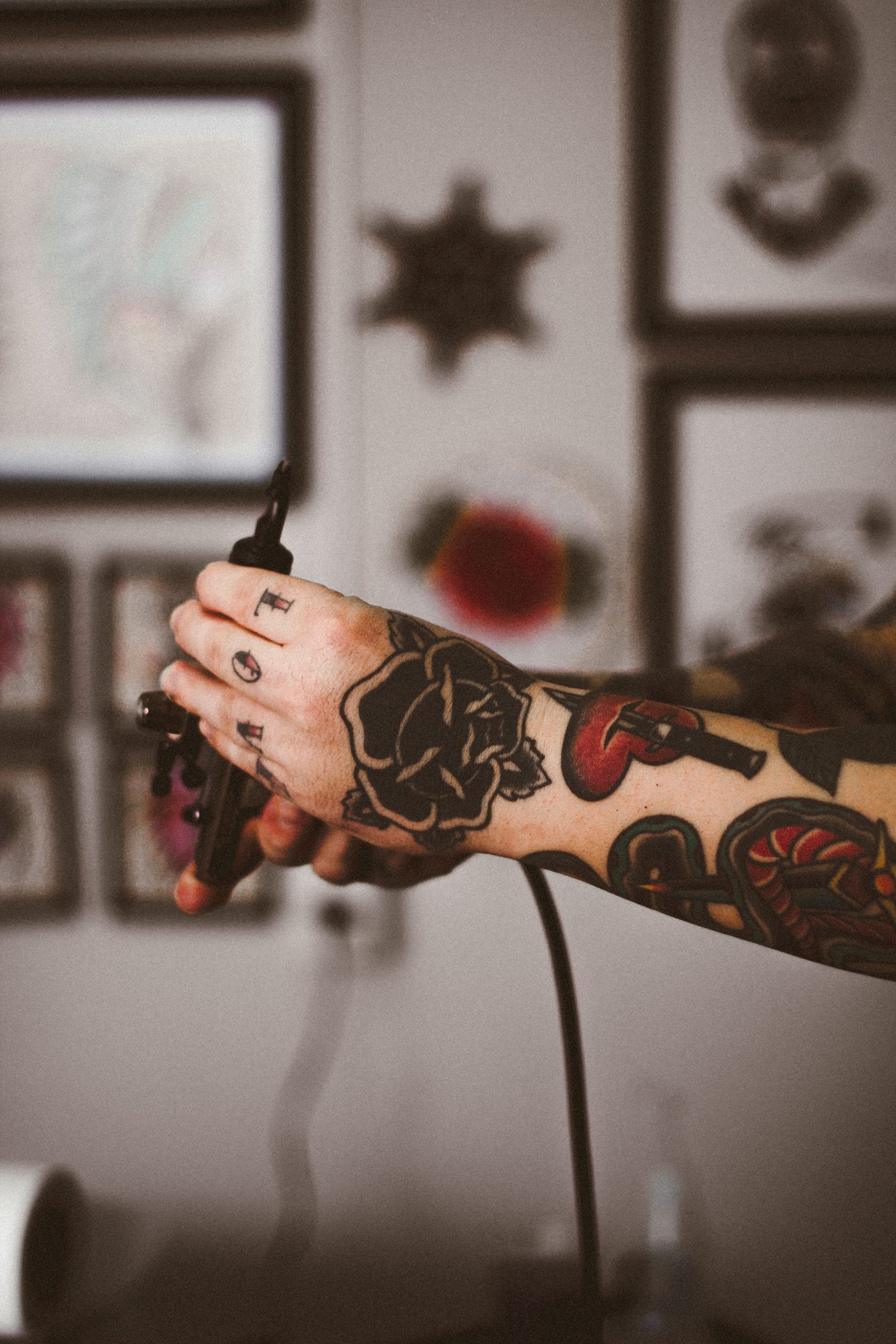hand tattoos for men 