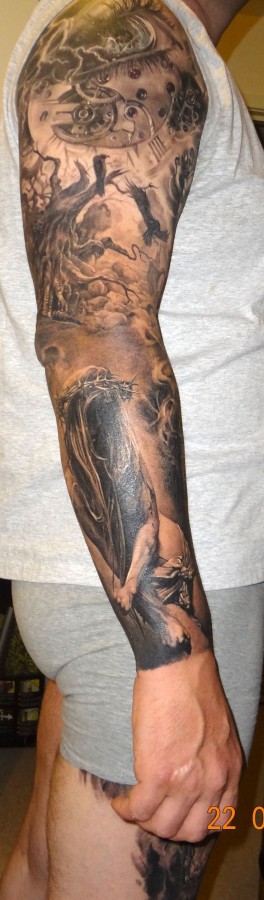 Icredible full arm tattoo by Dmitriy Samohin