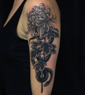 Incredible flower arm tattoo