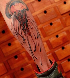 Jellyfish leg tattoo by Chen Jie