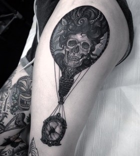 Skull air balloon tattoo by Flo Nuttall