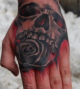 Skull and rose tattoo by Razvan Popescu