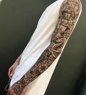 veenom-bleunoir-full-sleeve-blackwork-tattoo