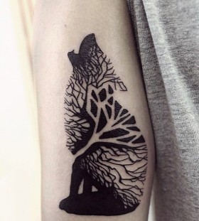 abstract-wolf-tattoos