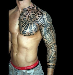 Dashing Tribal Maori Tattoo On Left Shoulder