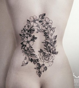 beautiful-back-piece-flower-tattoo