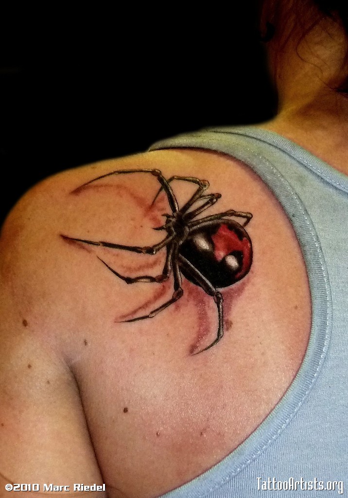 Cool 3D Black Widow Tattoo on Back Shoulder
