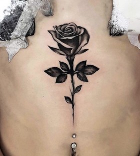 blackwork-rose-tattoo