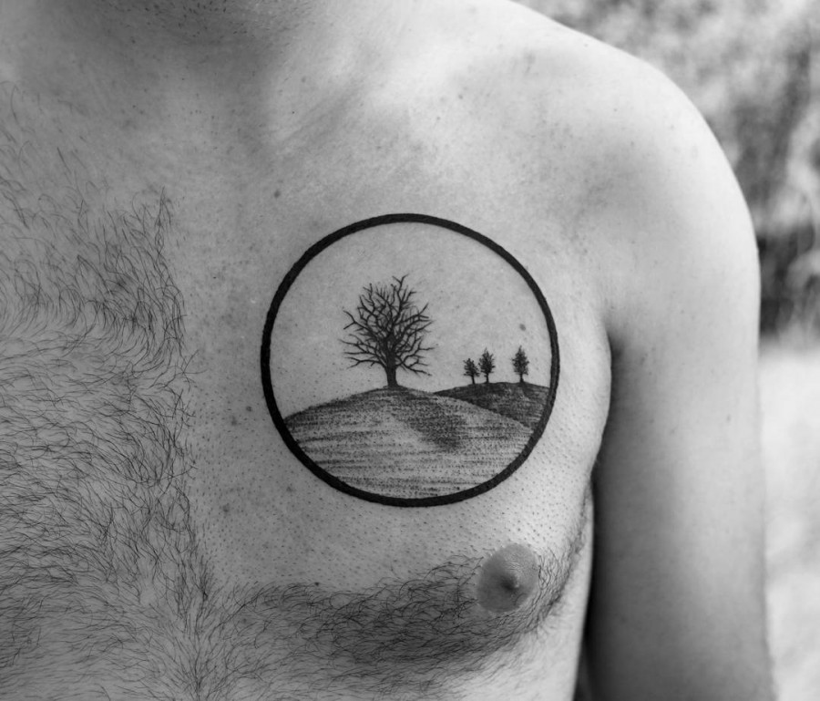 circle-chest-tatoo-by-marian-m-m