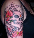 Cool Skull-Flower Tattoo Design For Girls