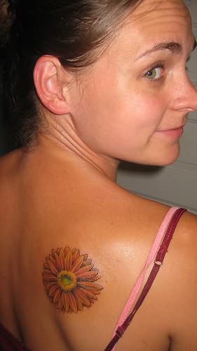 Feminine Daisy Flower Back-Shoulder Tattoos for Women & Girls