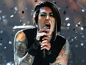 Cool Picture of Davey Havok while Performing