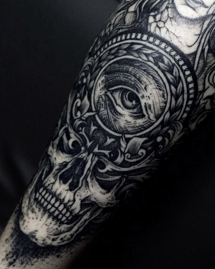 dmitriy-tkach-half-leg-sleeve-skull-tattoo