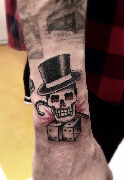 _dr_woo-top-hat-skull-tattoo
