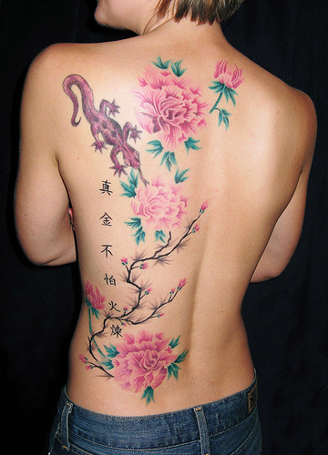 Flower Tattoo Design on Back for Women