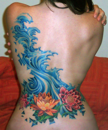 Lotus Flower Tattoo Design on Back for Girl