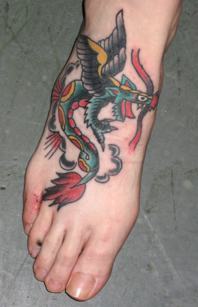 Dragon Tattoos Design on Foot For Men