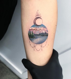 forest-and-mountain-circle-tattoo