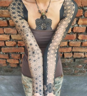 full-sleeve-geometric-tattoos-by-kenji-alucky