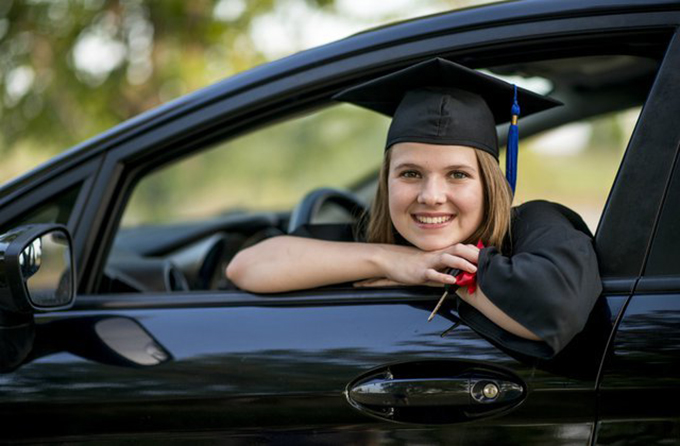 Lease a Car When You’re in College