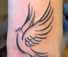 We Heart It Tattoo Wrist