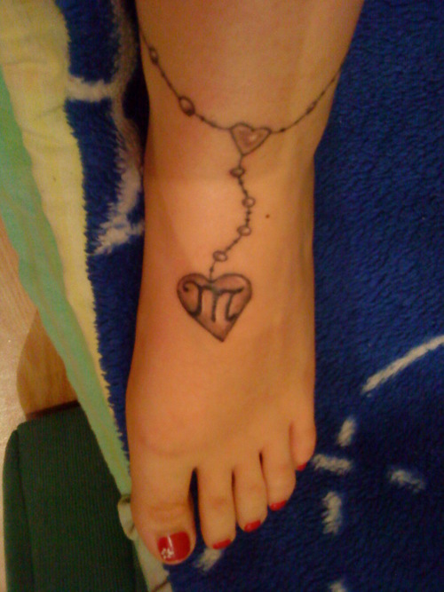 Chain Heart Tattoo Design for Women and Girl