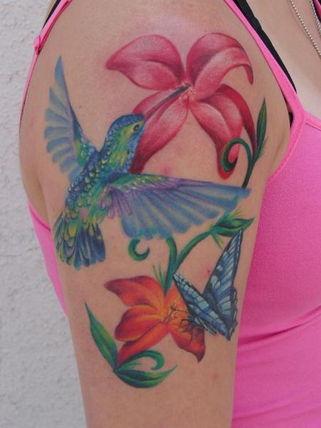 Hummingbird Tattoos Are Fast Fliers On Shoulder