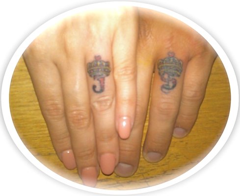 Finger Husband Amp Wife Matching Tattoos By Noah Baxter