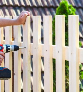 Inexpensive Privacy Fence
